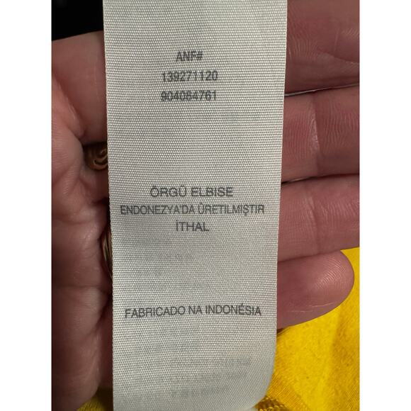 Abercrombie & Fitch Y2K Yellow Fitted Long Sleeve Tee (S) - Picture 5 of 7